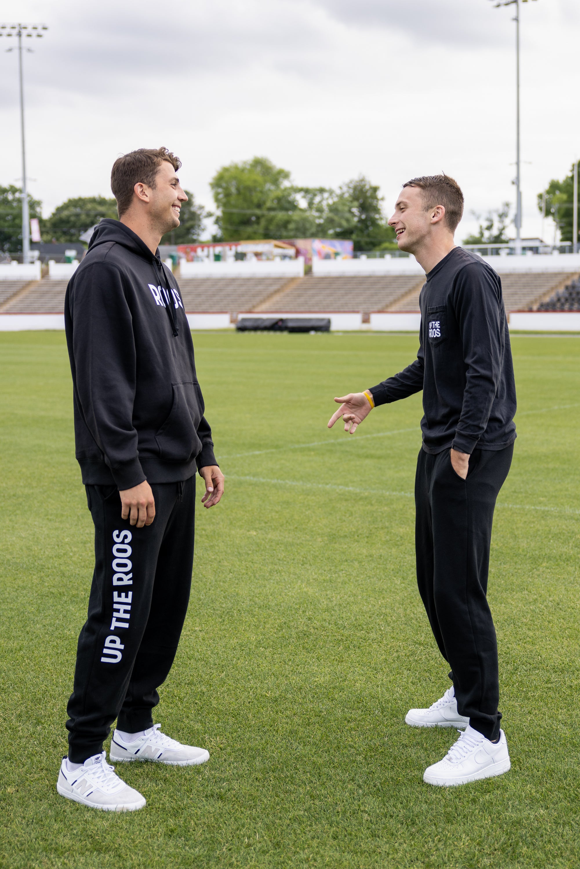 UP THE ROOS Sweat Pants