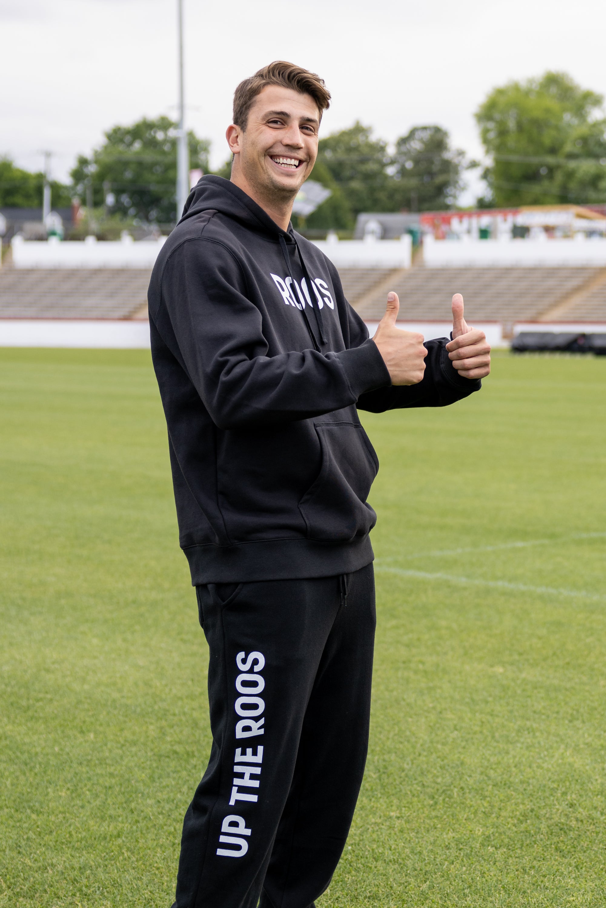 UP THE ROOS Sweat Pants