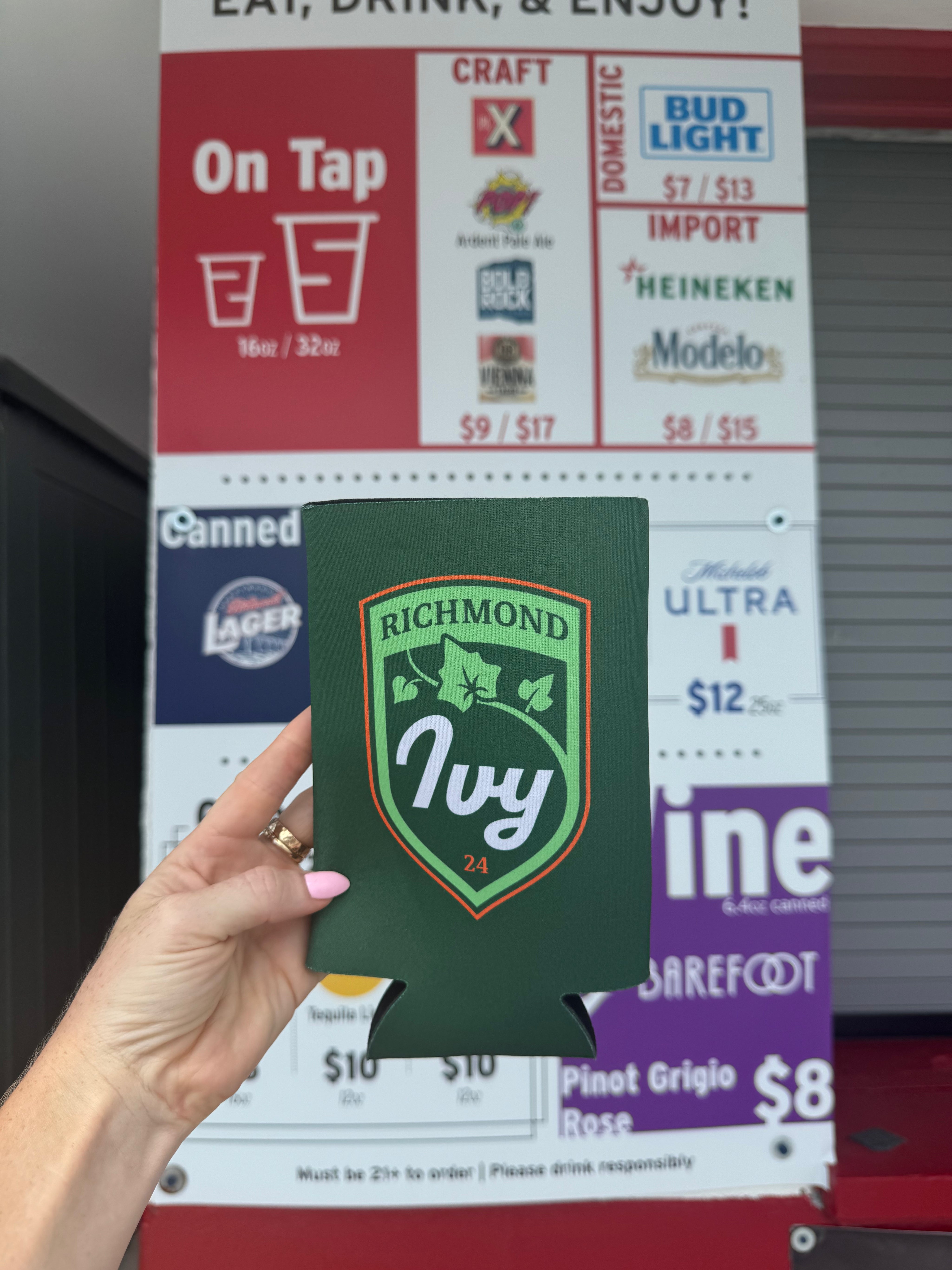 Ivy 32oz Koozie
