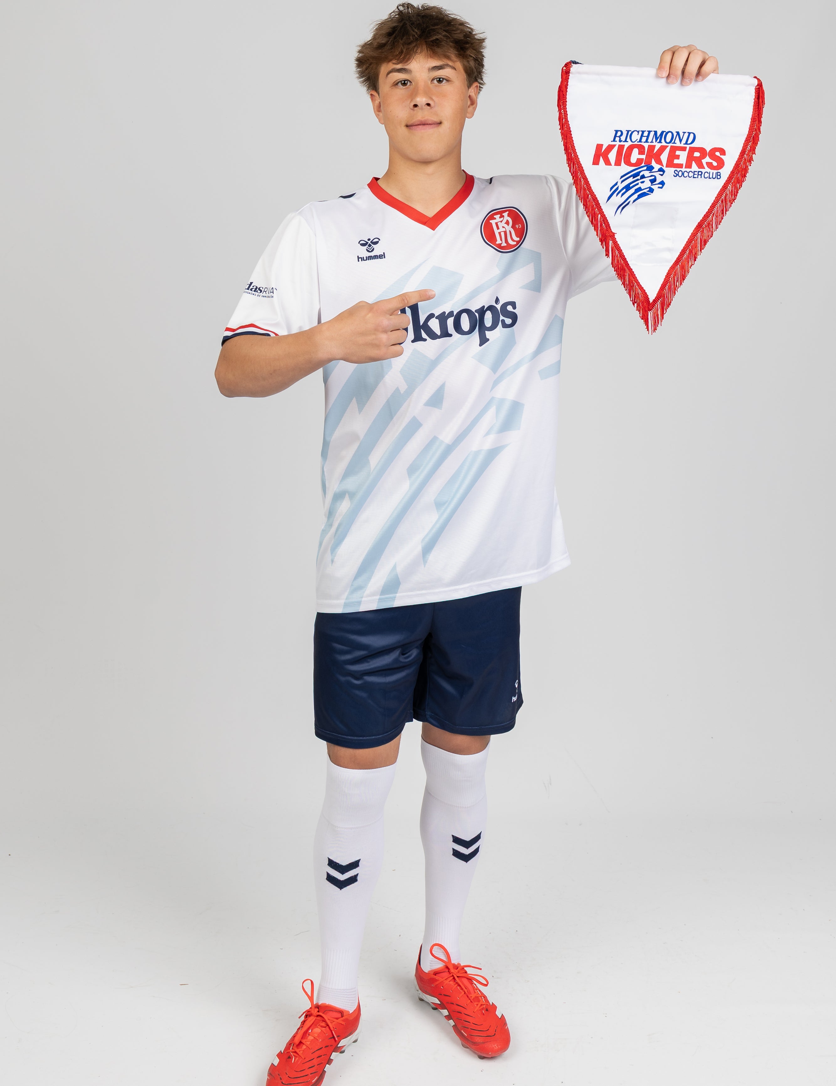 kickers2025whitekit-326.jpg